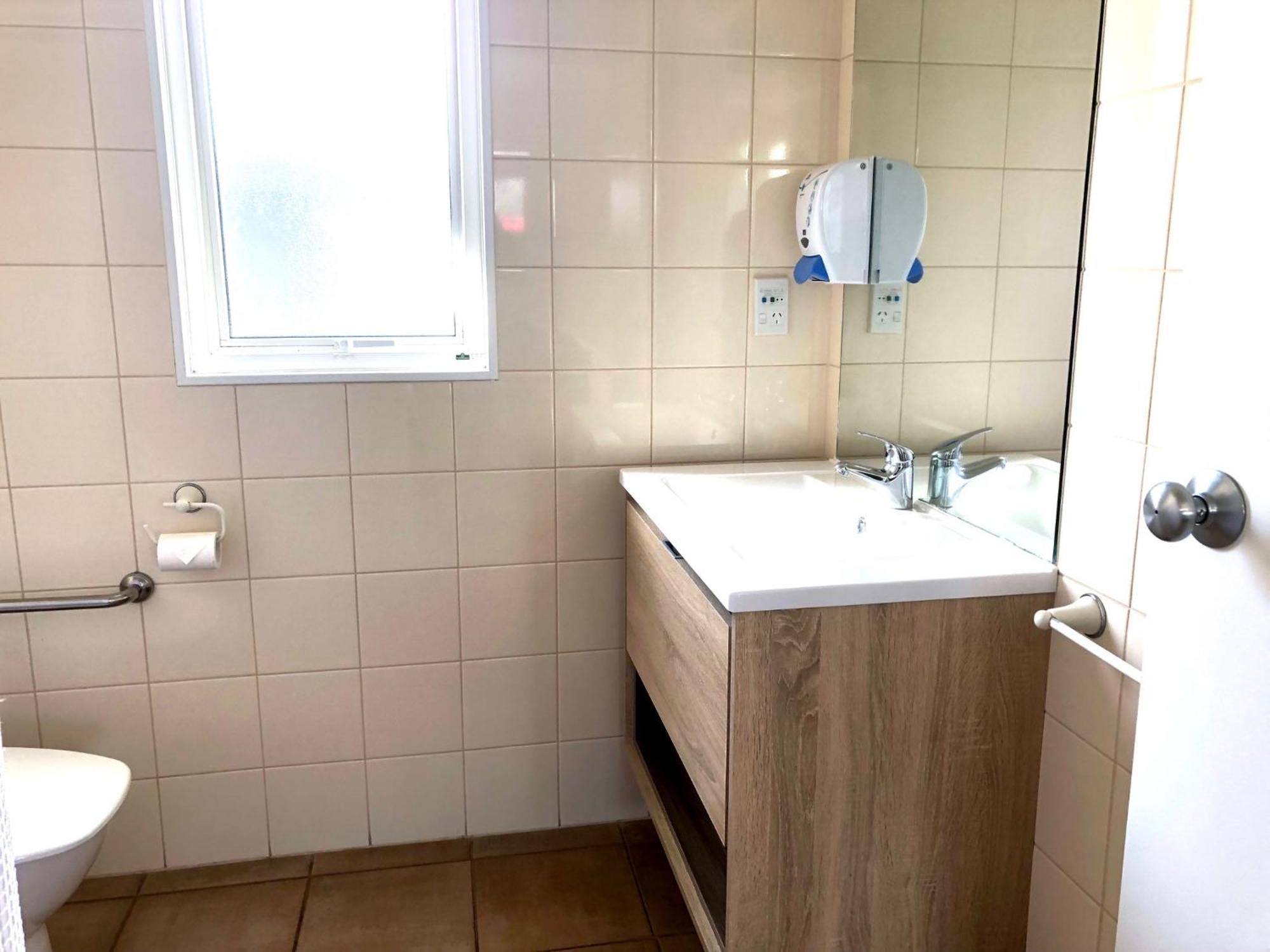 Cottage Park Thermal Motel Tauranga Bilik gambar