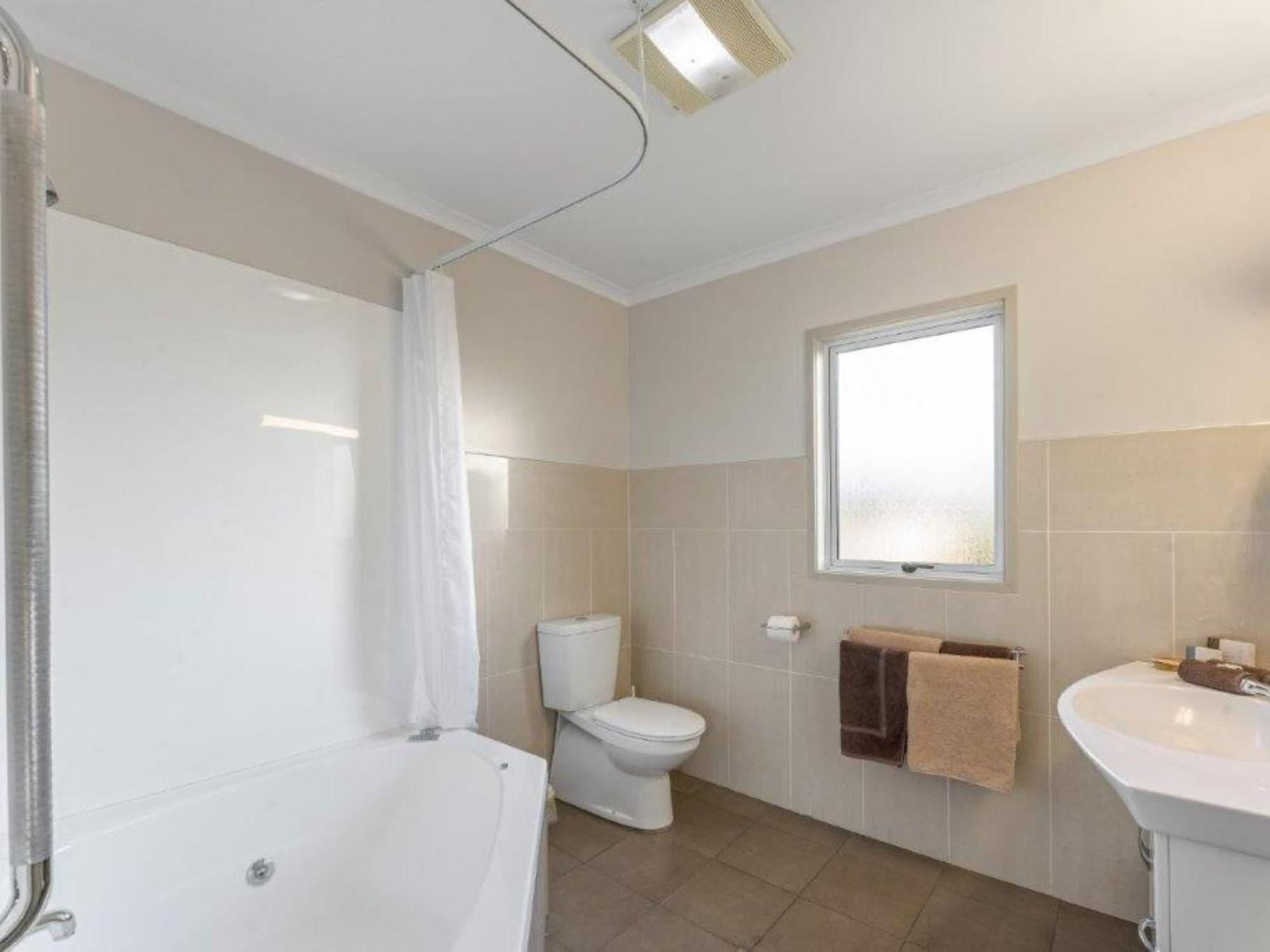 Cottage Park Thermal Motel Tauranga Bilik gambar