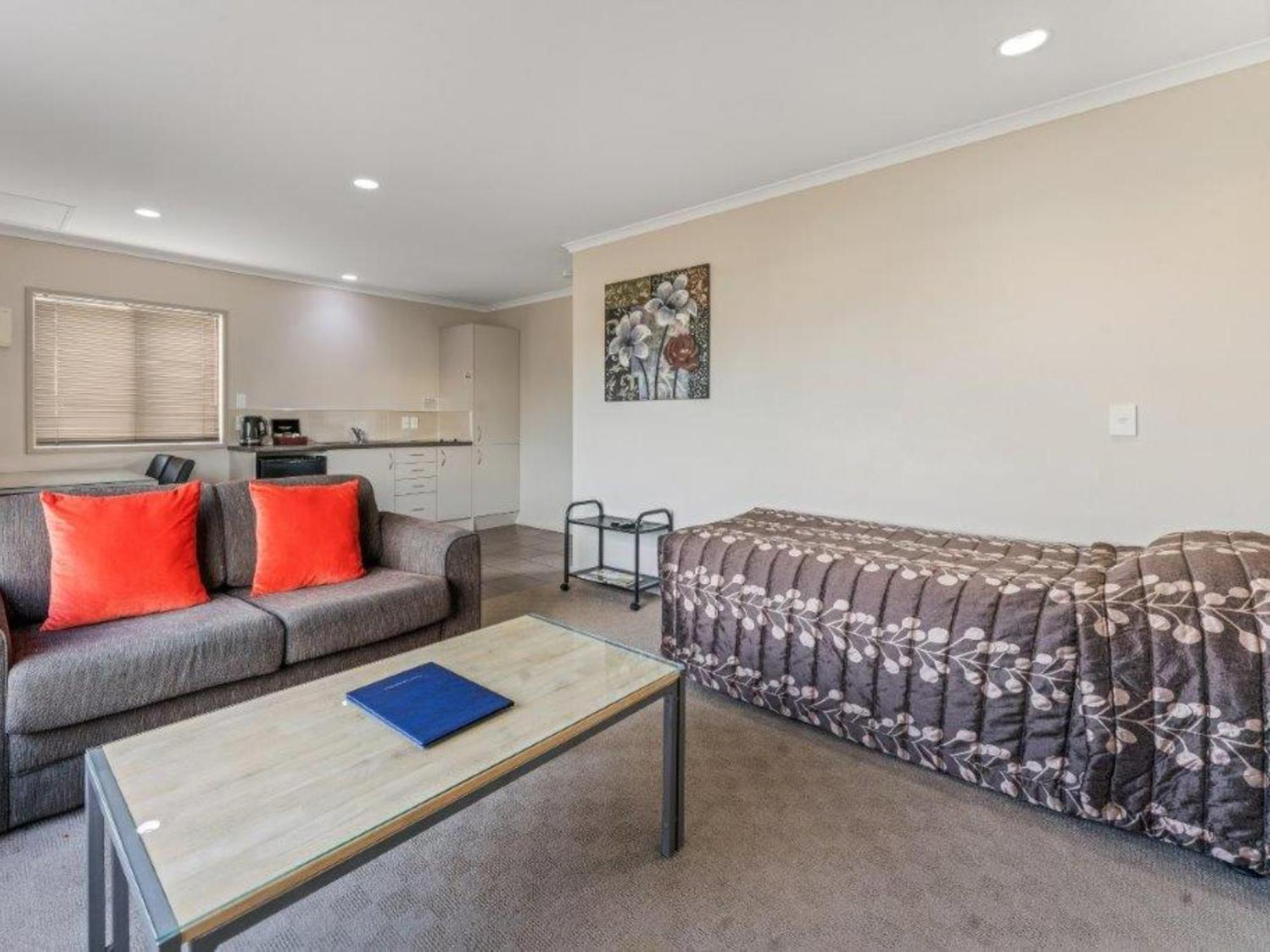 Cottage Park Thermal Motel Tauranga Bilik gambar